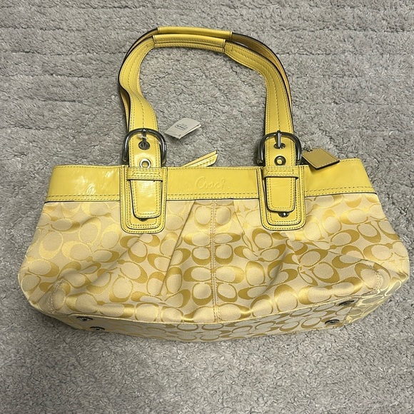 Coach Handbags - Coach nwt handbag